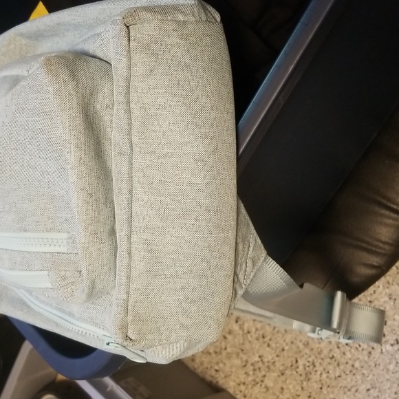 Vera Bradley Crossbody Kavu Style Bag with Matching Zip Around Wallet. Lite Blue - Picture 7 of 10